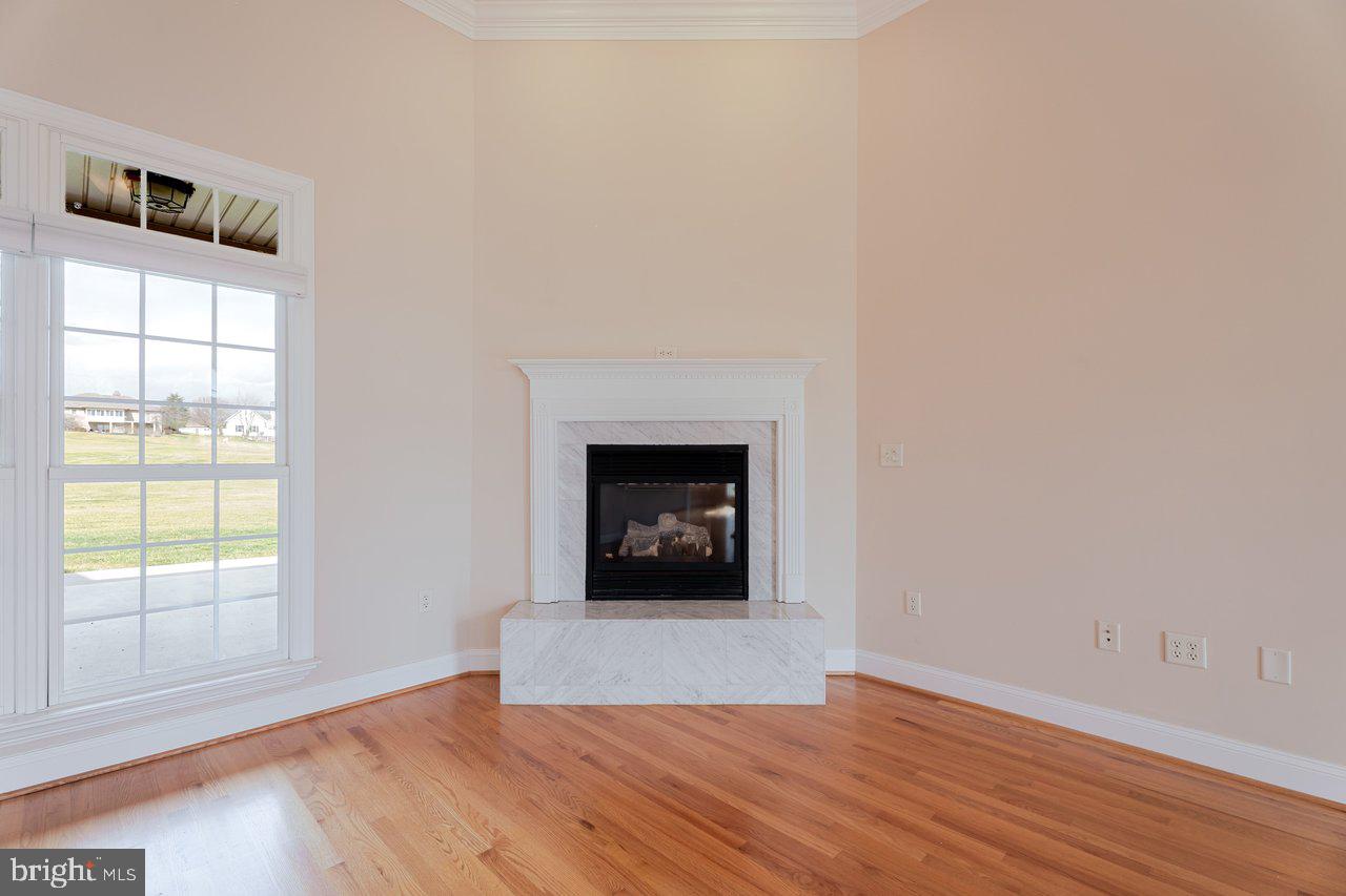 FAIRWAY MANOR - Residential