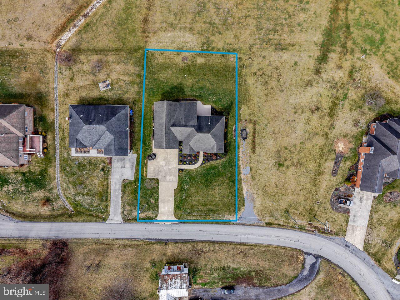 FAIRWAY MANOR - Residential