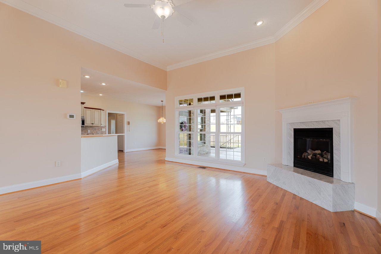 FAIRWAY MANOR - Residential