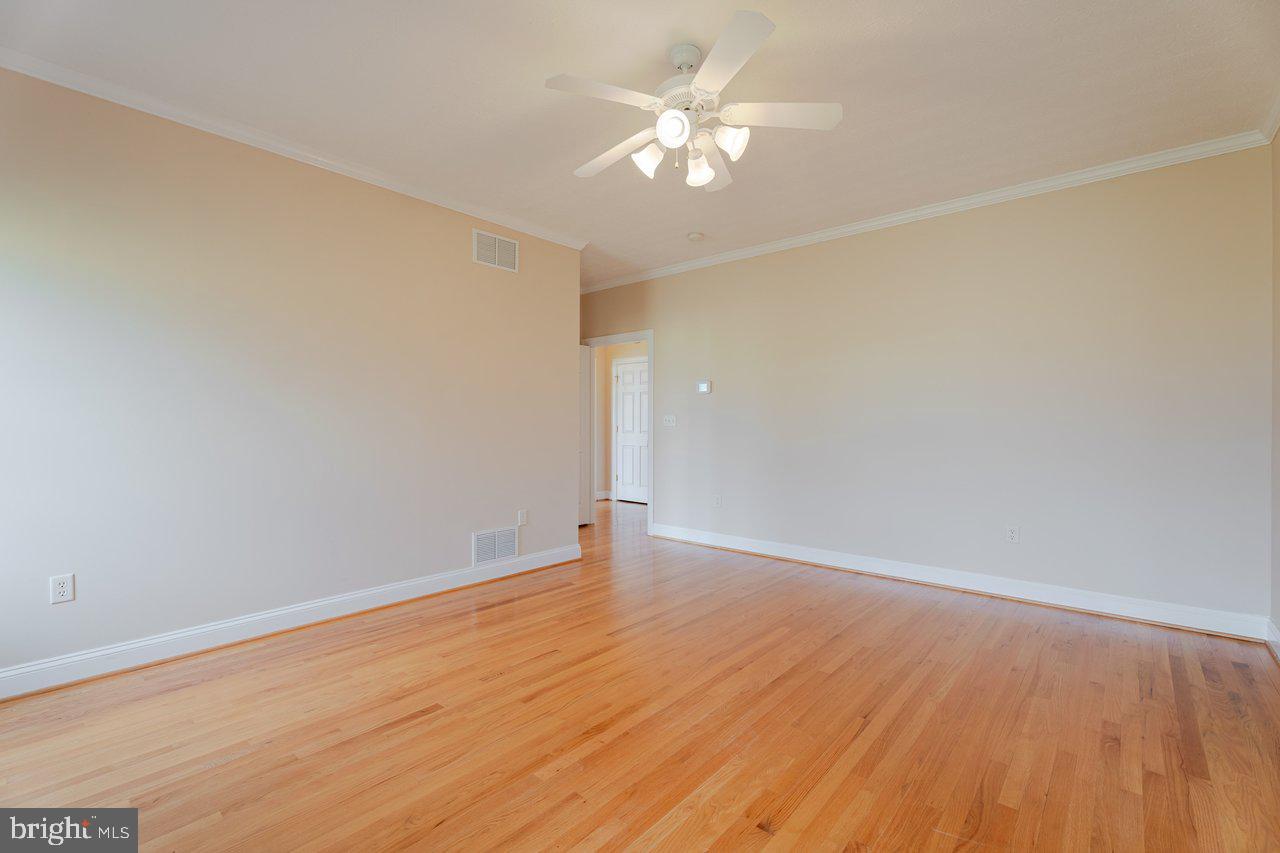 FAIRWAY MANOR - Residential