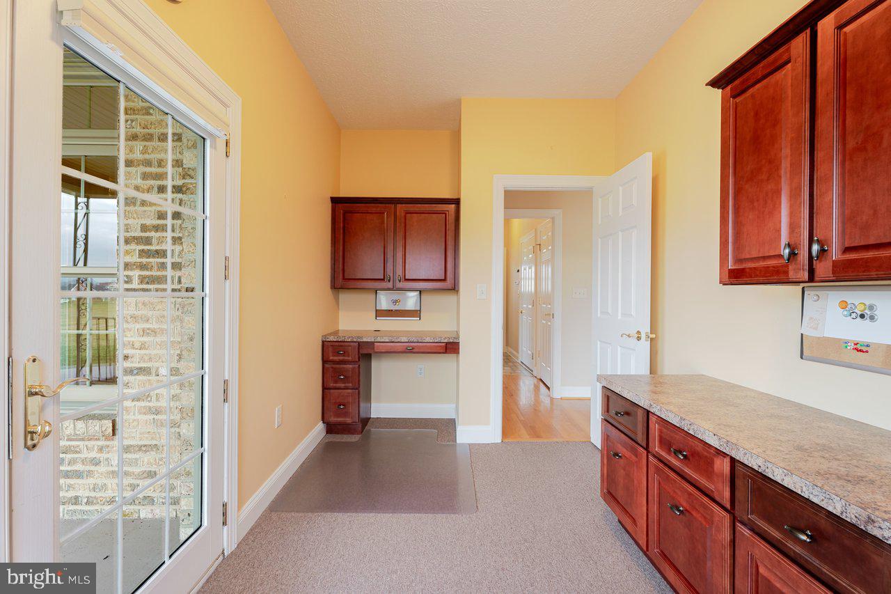 FAIRWAY MANOR - Residential