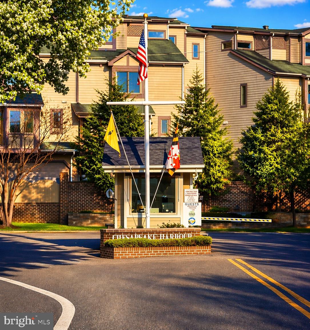 CHESAPEAKE HARBOUR - Residential