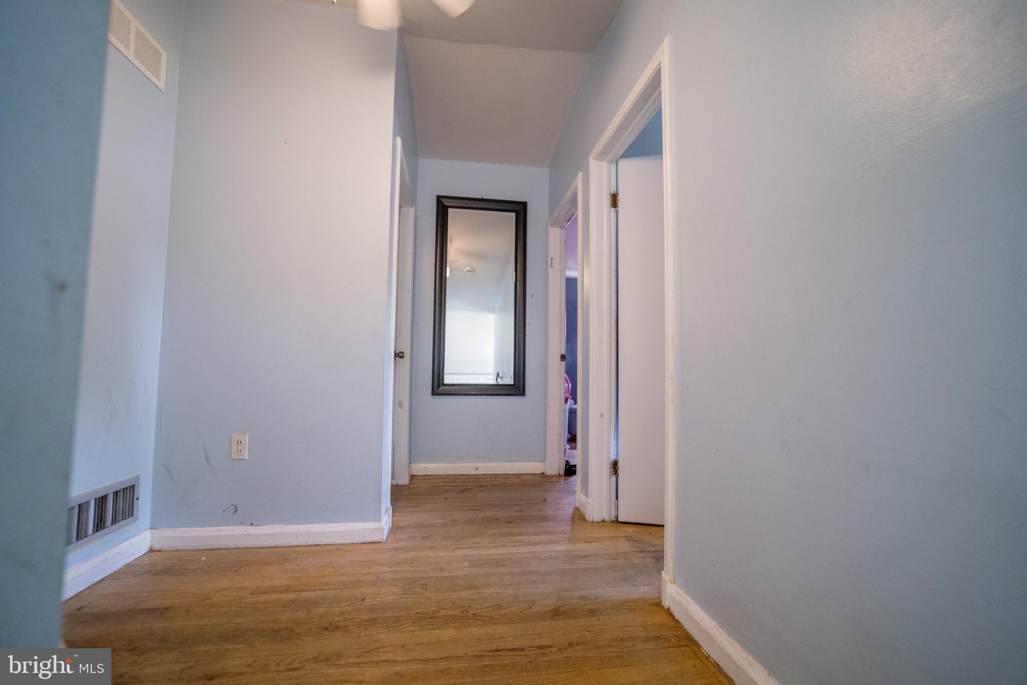 WILLIAMSBURG - Residential