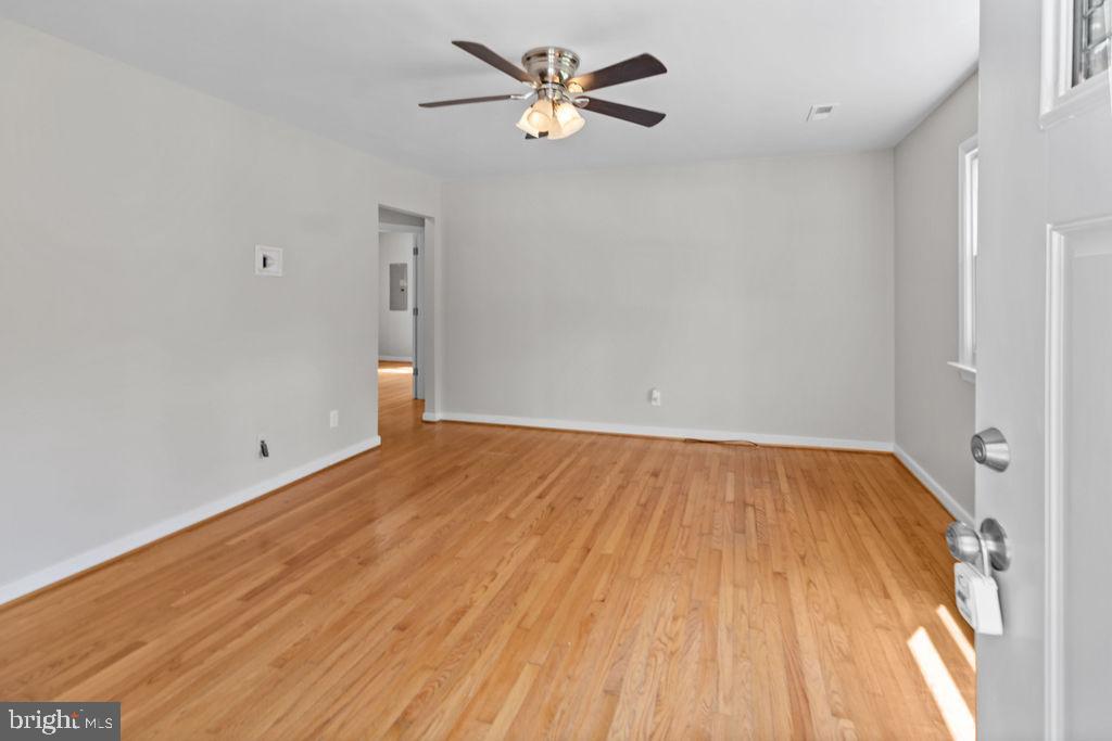 LAKE CAROLINE - Residential