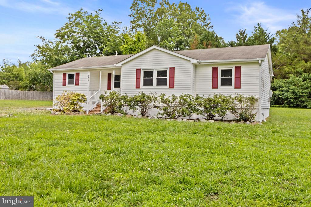 LAKE CAROLINE - Residential