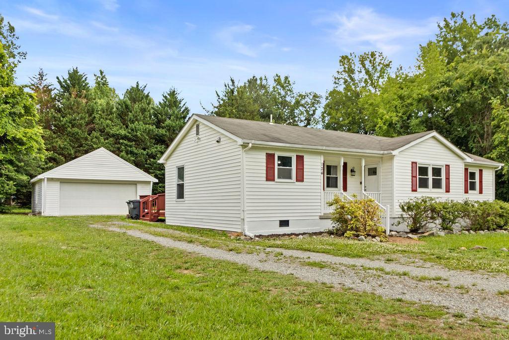 LAKE CAROLINE - Residential