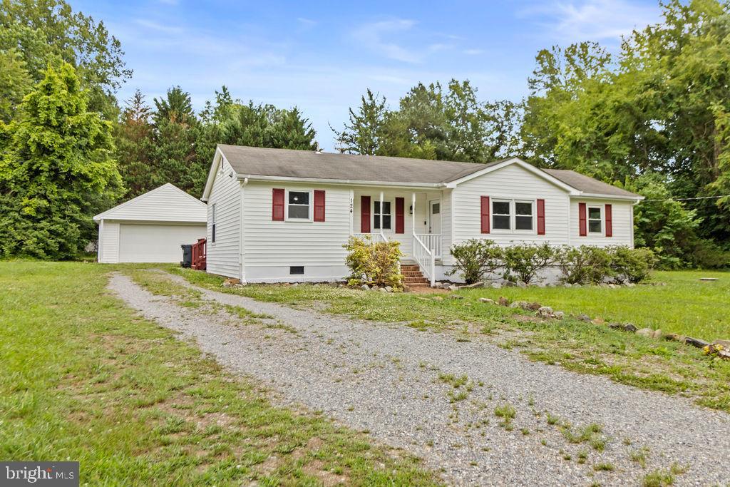 LAKE CAROLINE - Residential