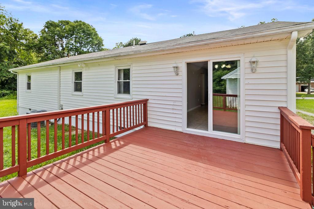 LAKE CAROLINE - Residential