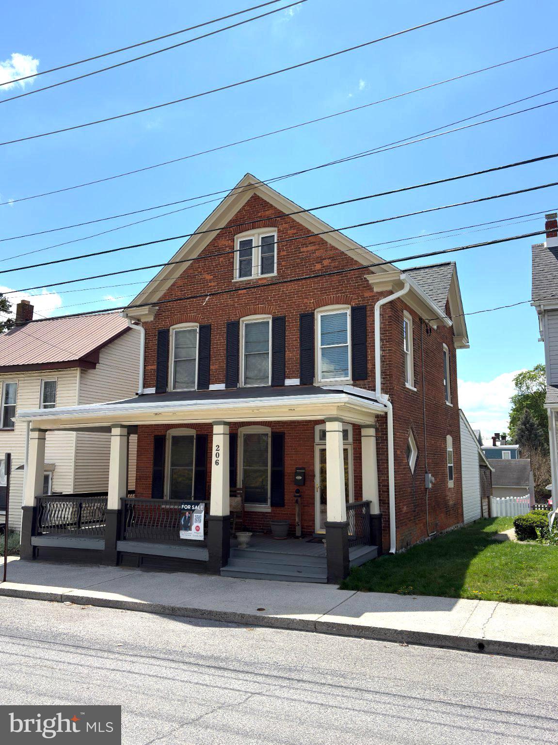 WAYNESBORO - Residential