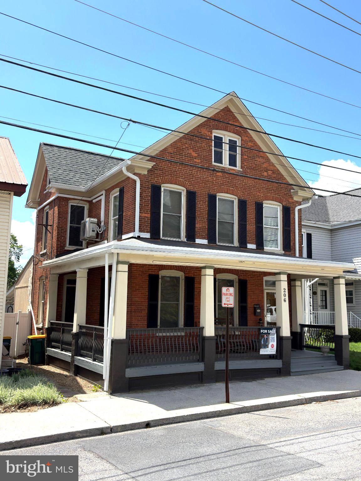 WAYNESBORO - Residential