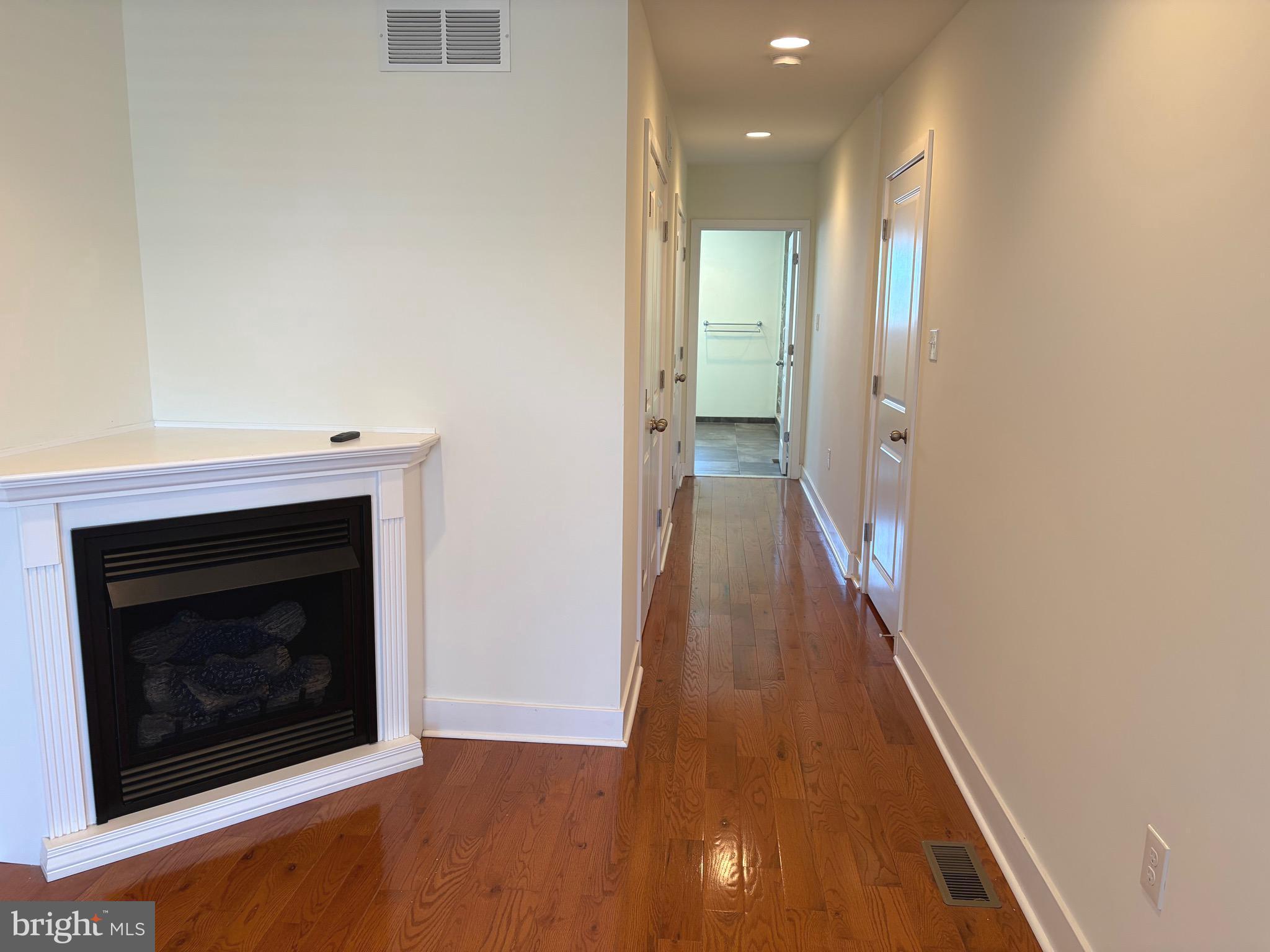 BELLA VISTA - Residential