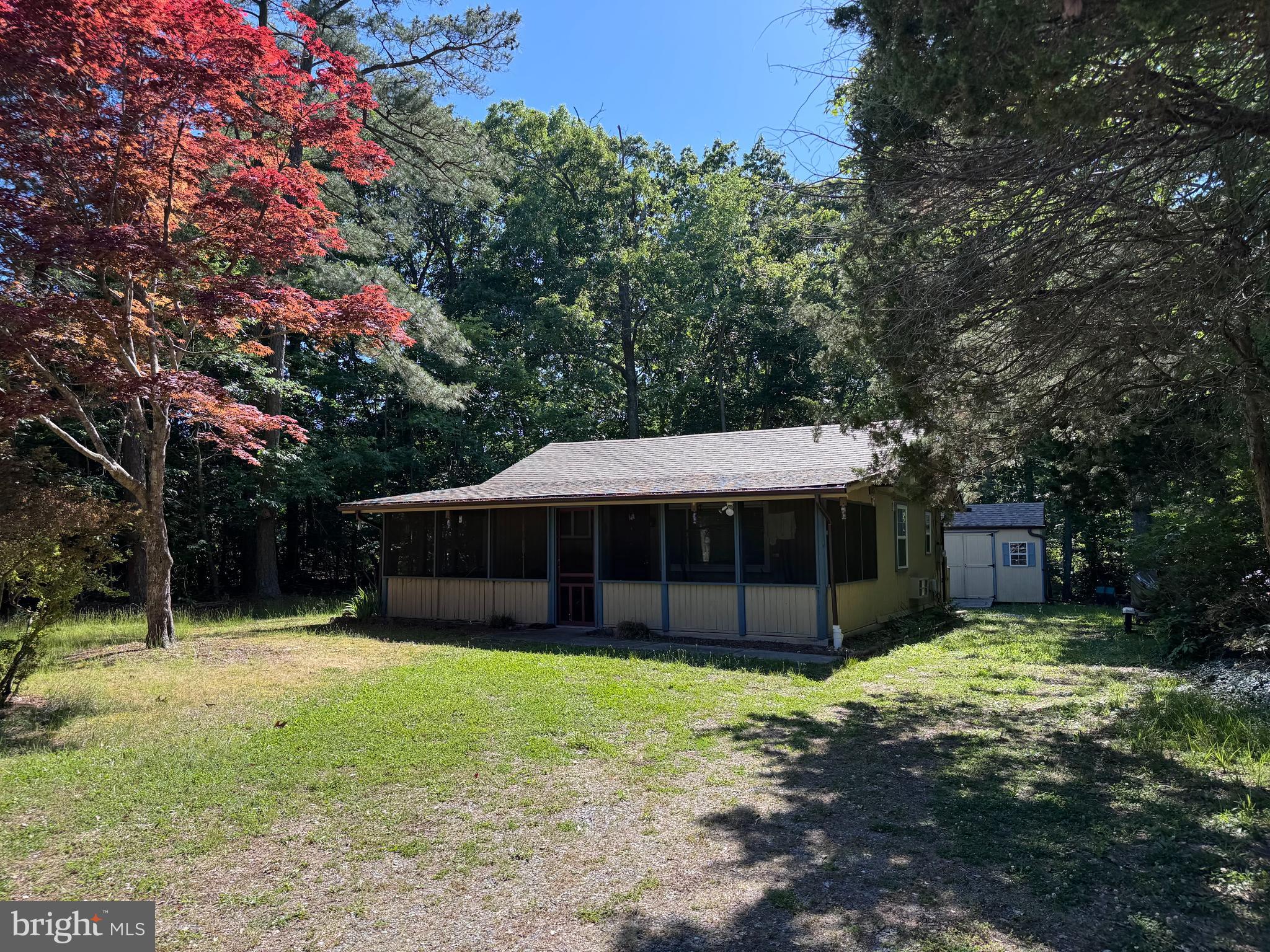 Want a cabin in the woods for rest and relaxation and fun, this is it. Need a home for year round that is safe and in great shape, this is it!  Need room to park your boat or any other vehicles you have, this is it! 2 bedrooms 1 bath with kitchen and laundry set up. Big shed.