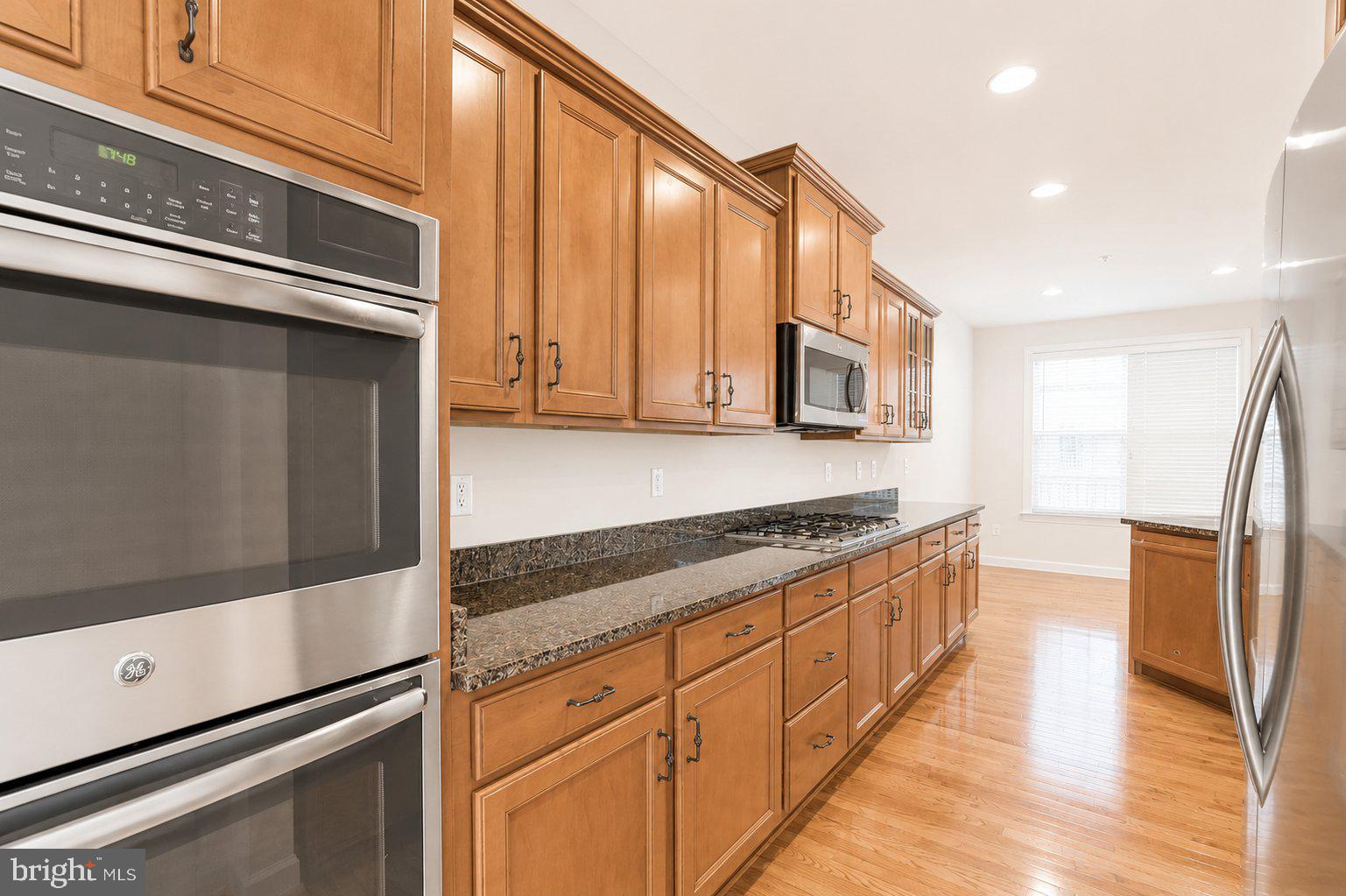 QUINCE ORCHARD PARK - Residential