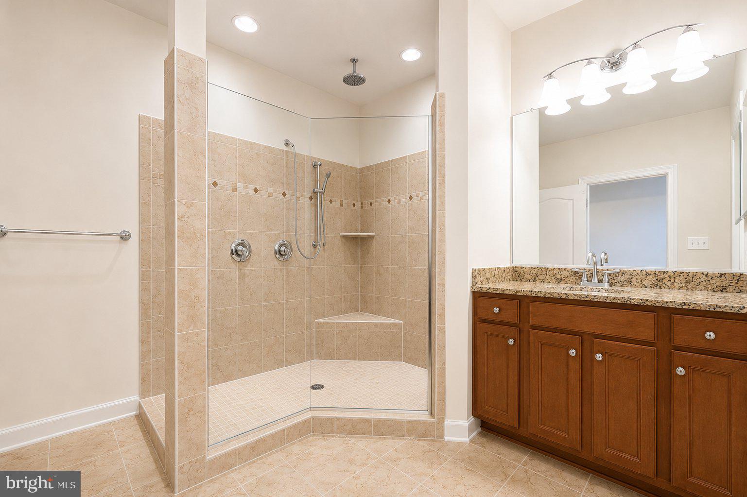 QUINCE ORCHARD PARK - Residential