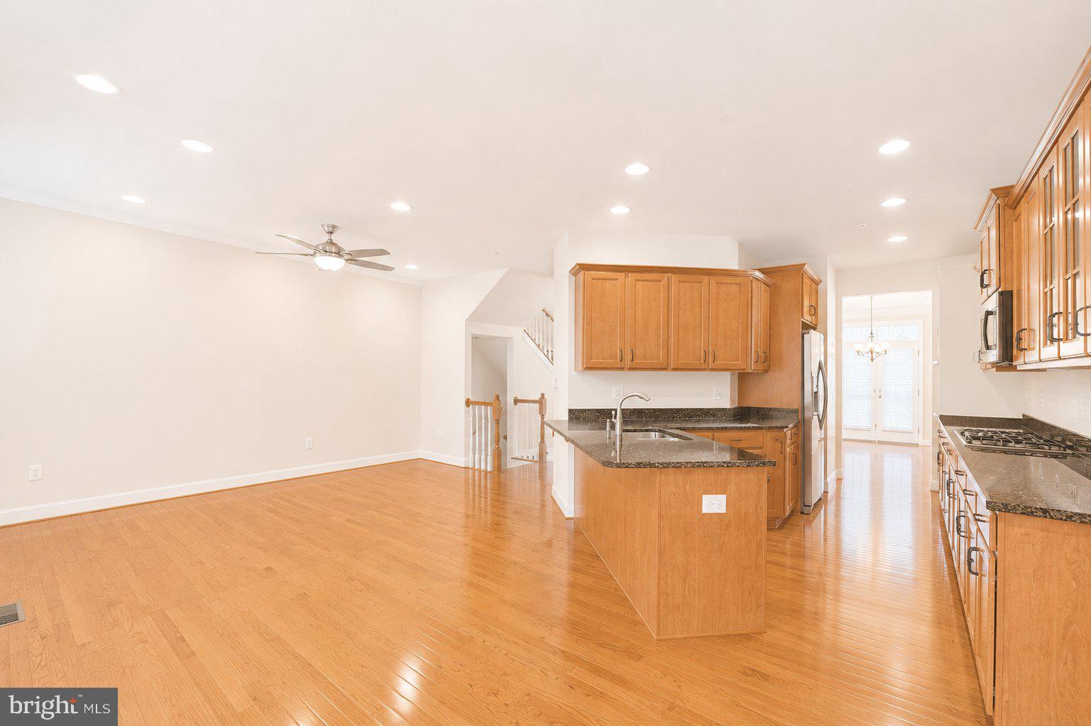 QUINCE ORCHARD PARK - Residential