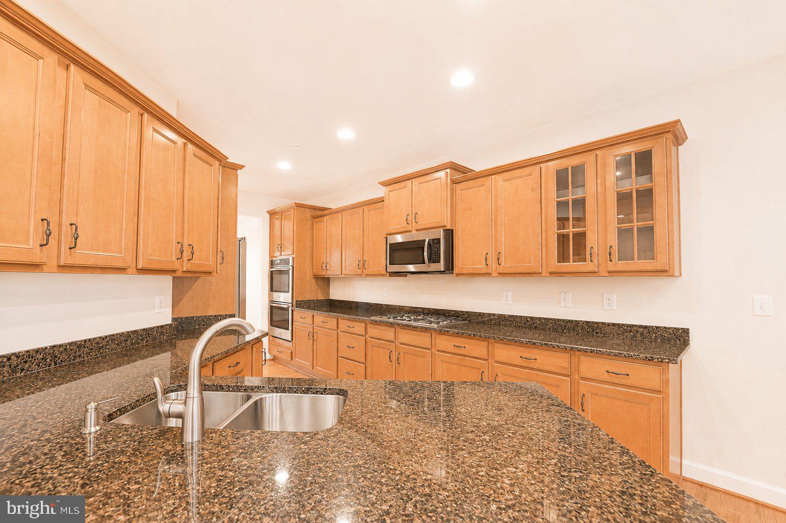 QUINCE ORCHARD PARK - Residential