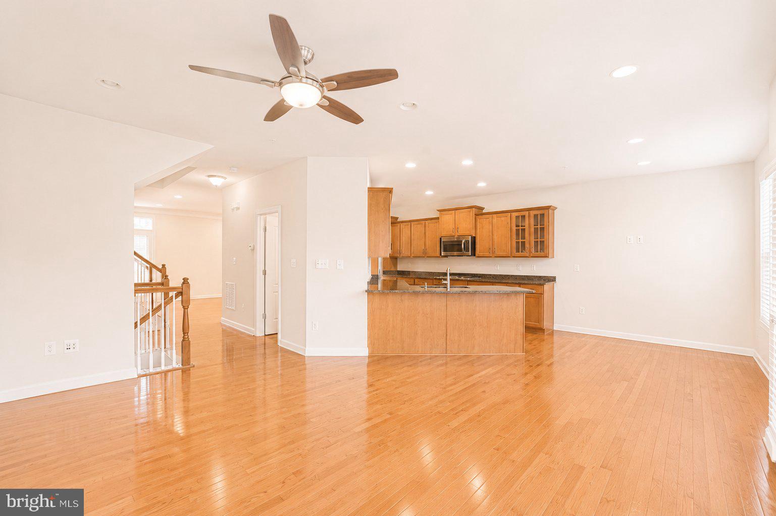 QUINCE ORCHARD PARK - Residential