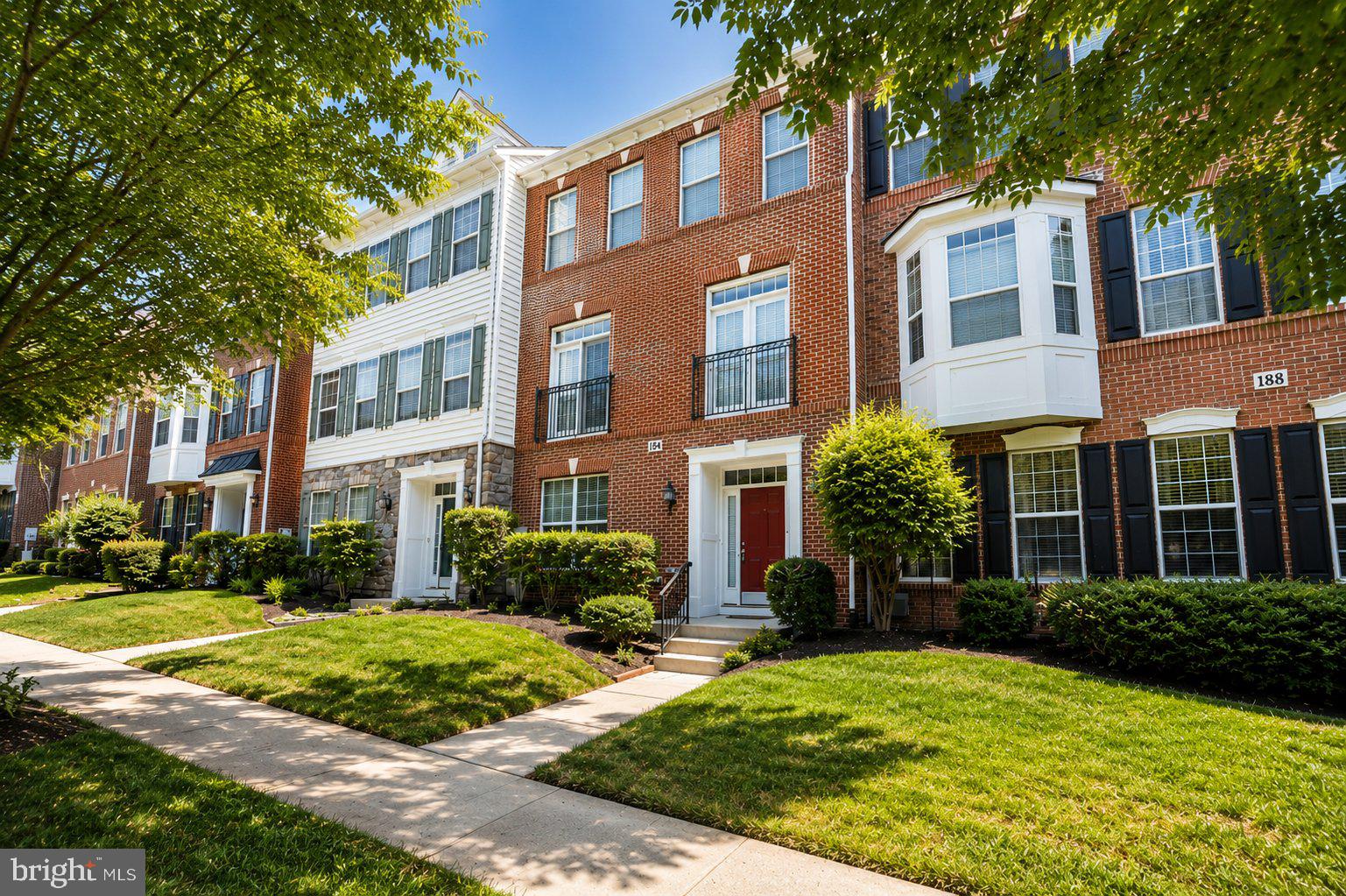 QUINCE ORCHARD PARK - Residential
