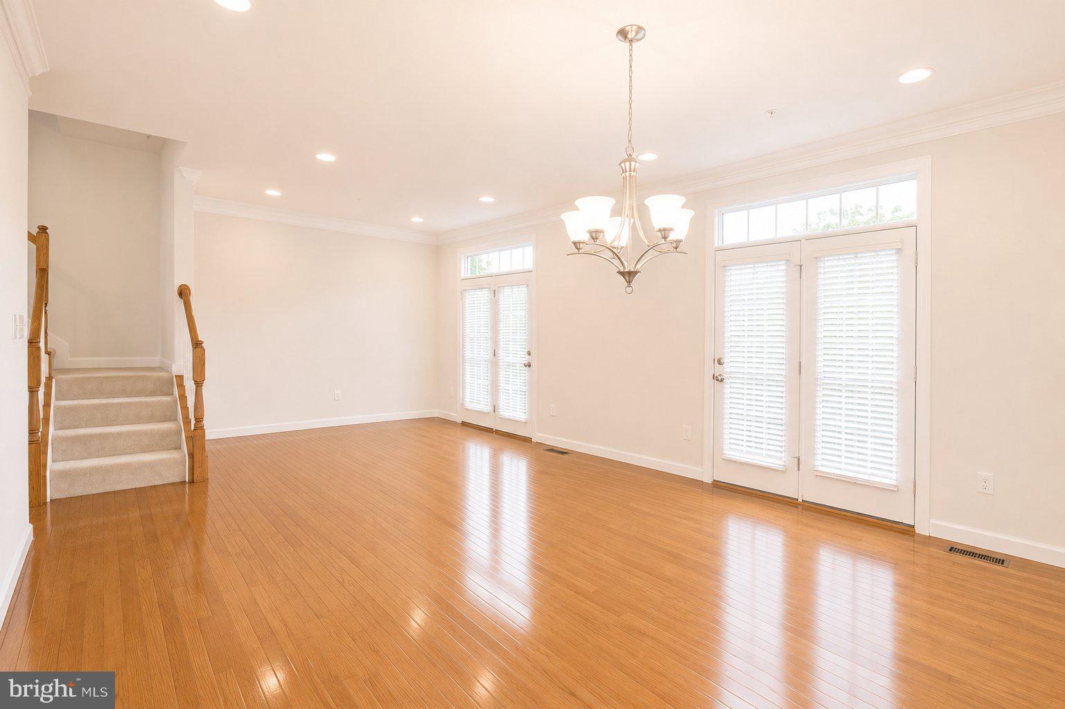 QUINCE ORCHARD PARK - Residential