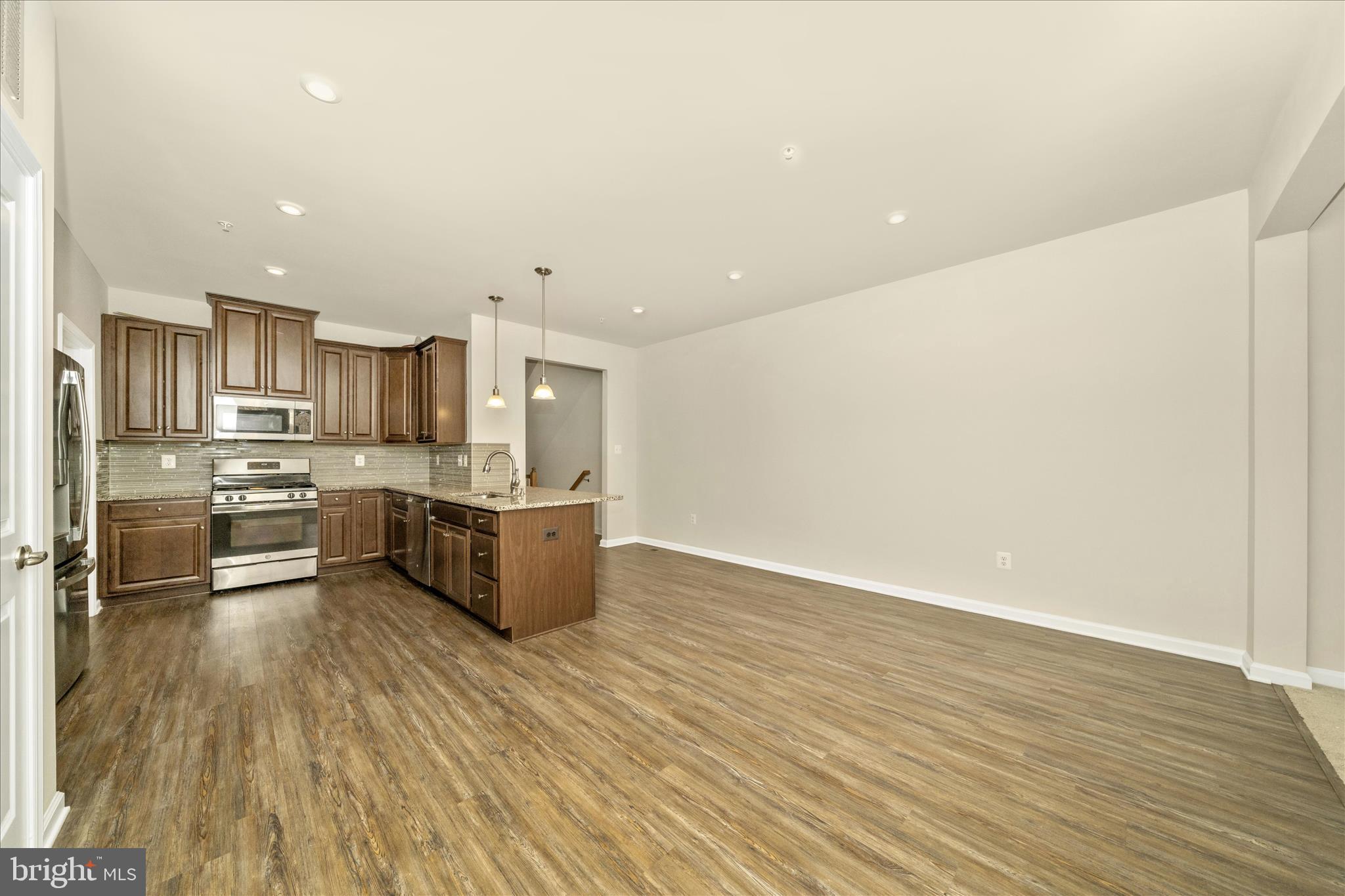 TANYARD SHORES - Residential