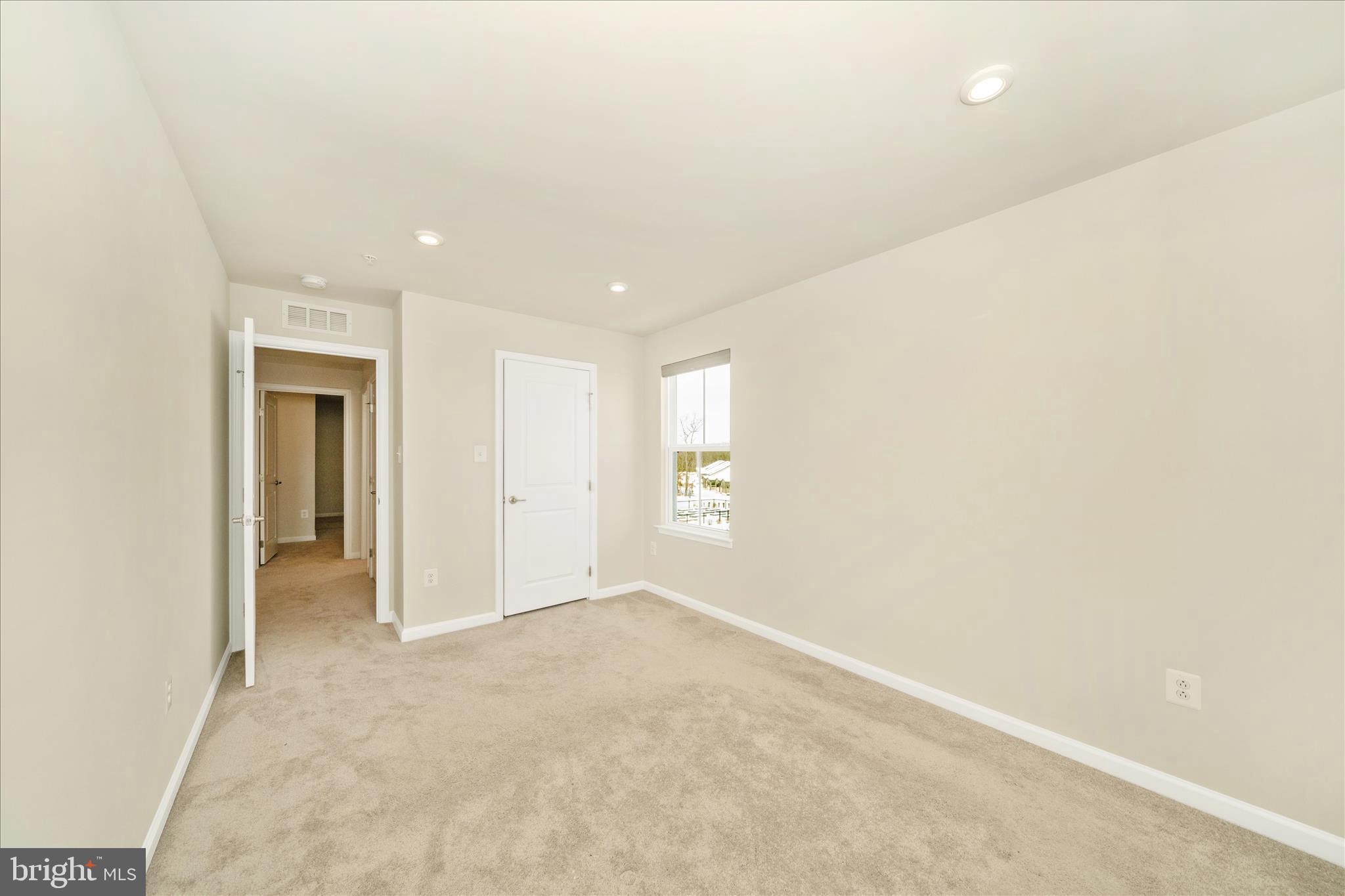 TANYARD SHORES - Residential