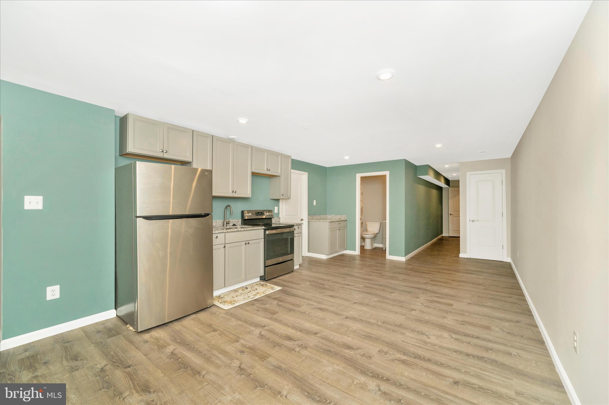 TANYARD SHORES - Residential