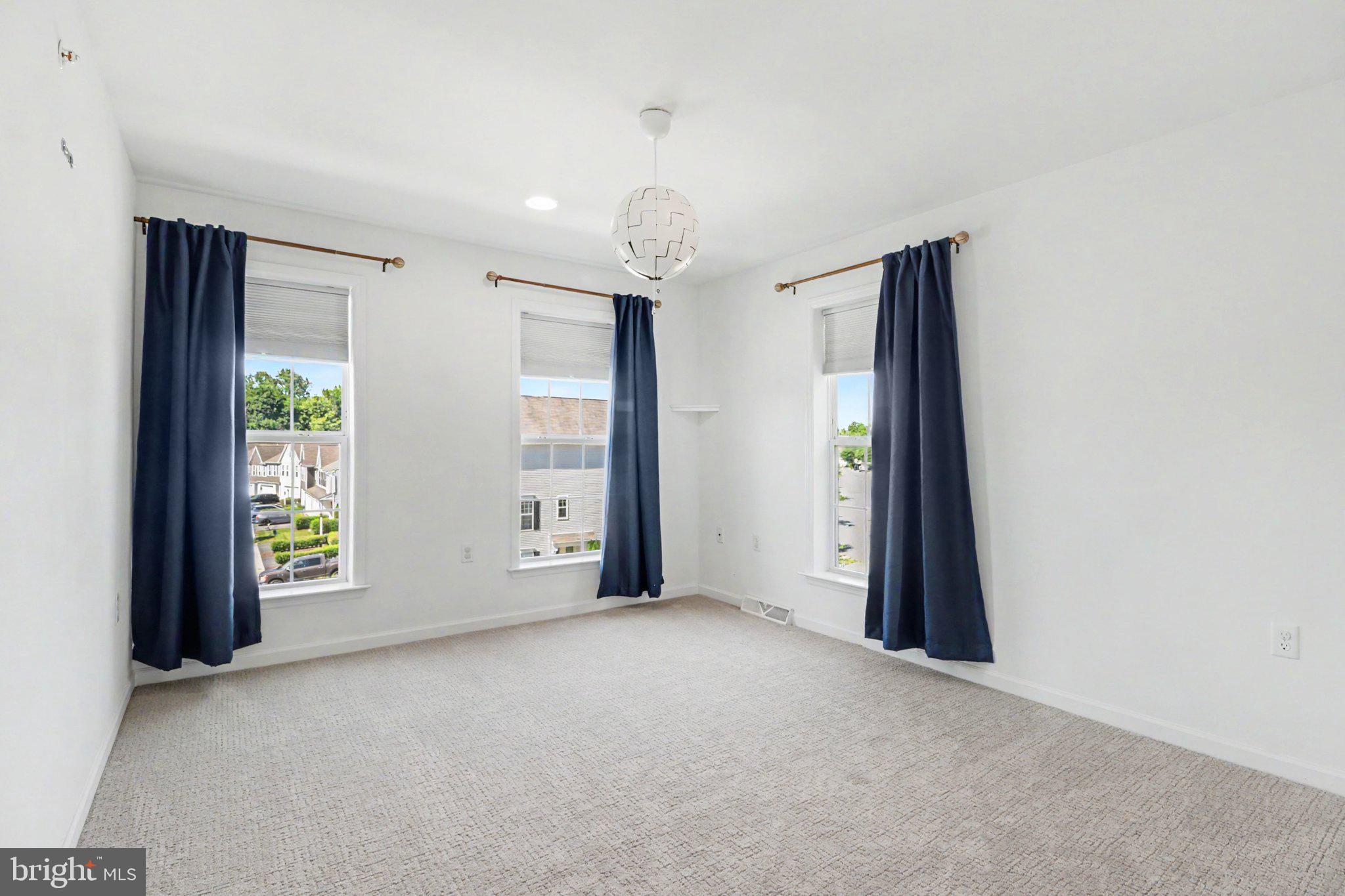 THE POINT - Residential