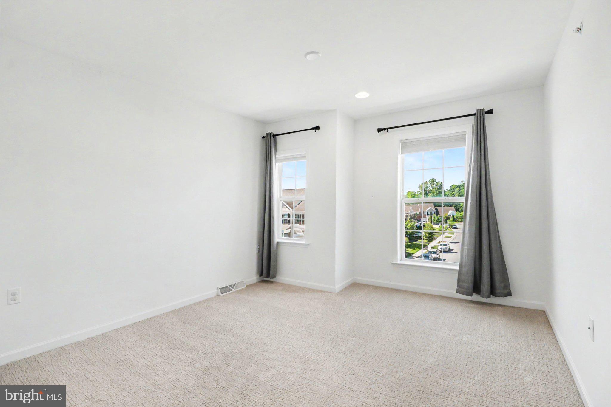 THE POINT - Residential