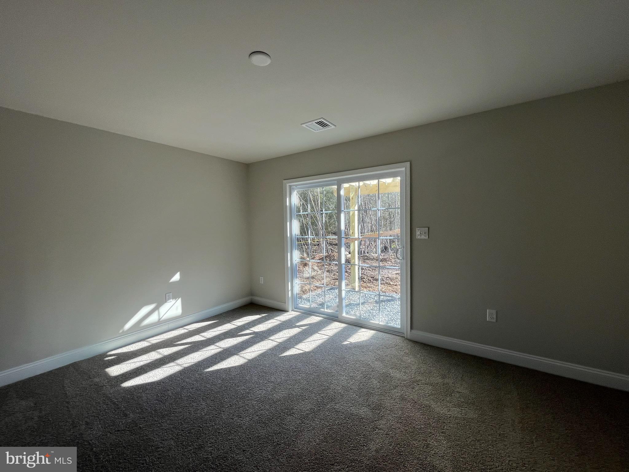 CEDAR CREEK - Residential