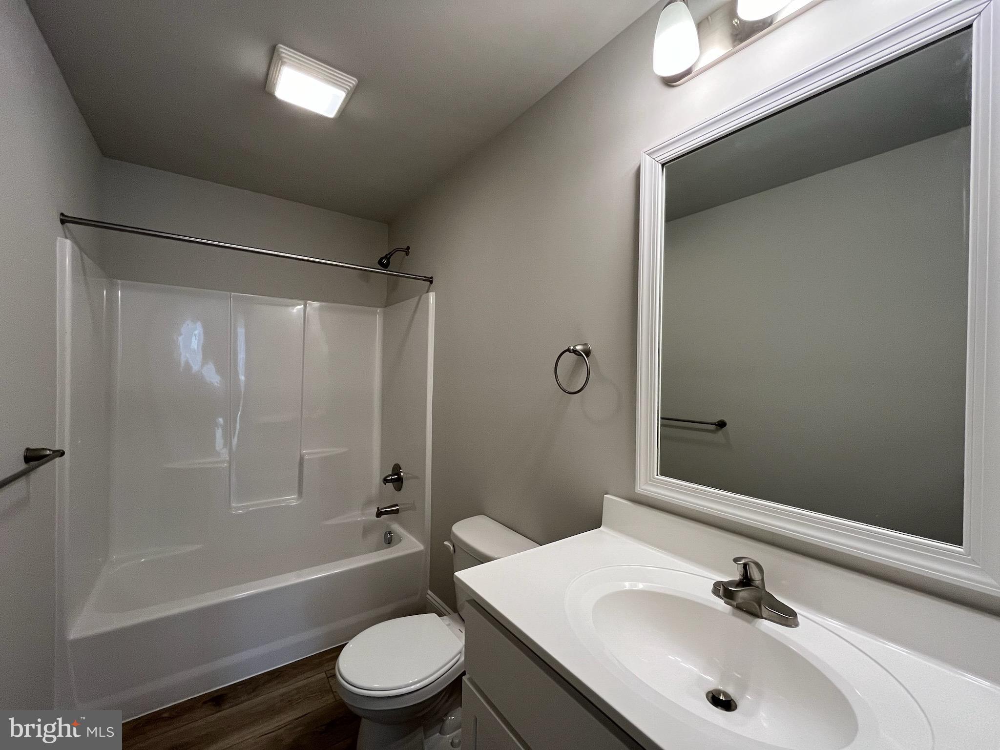 CEDAR CREEK - Residential