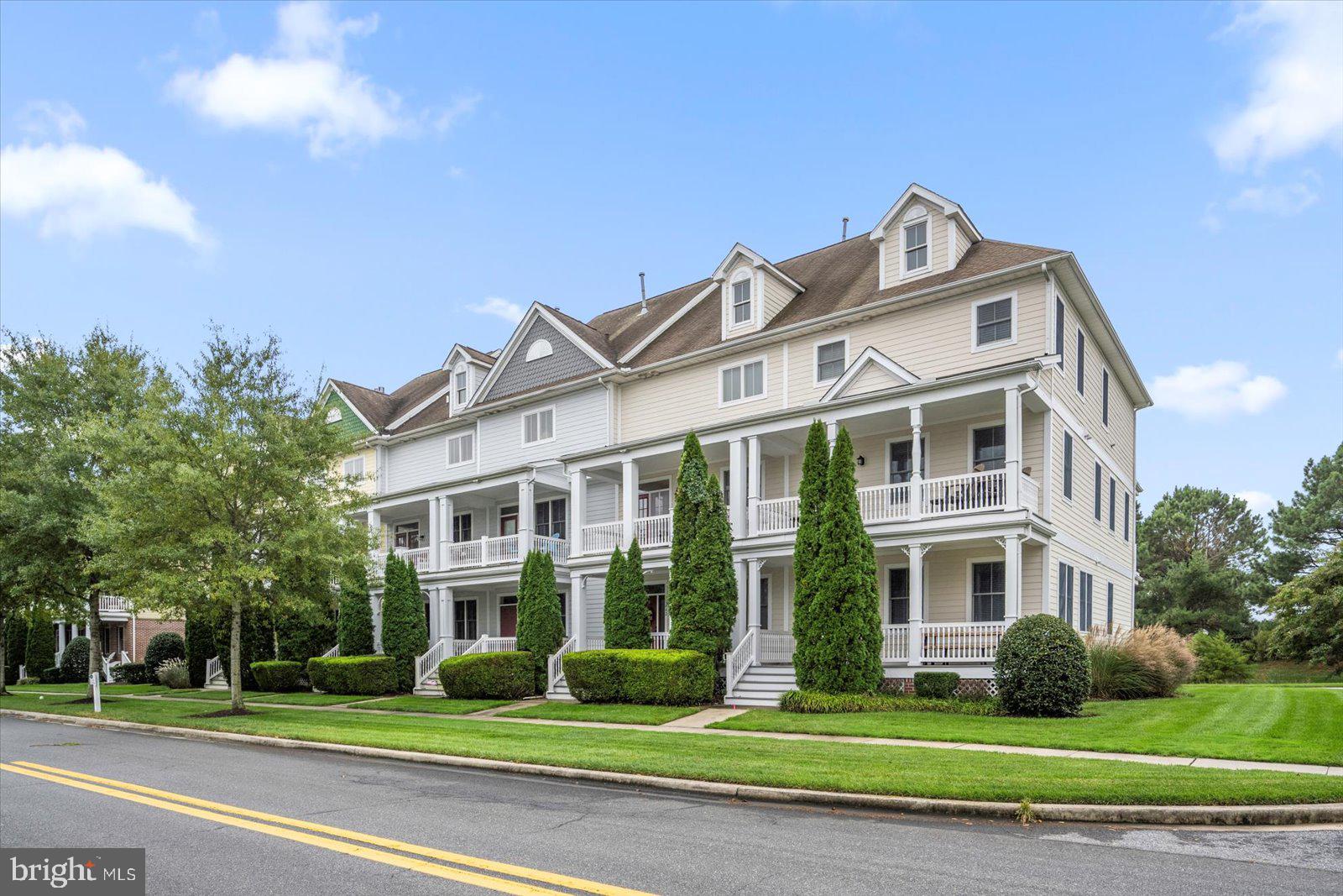 BAYSIDE - Residential