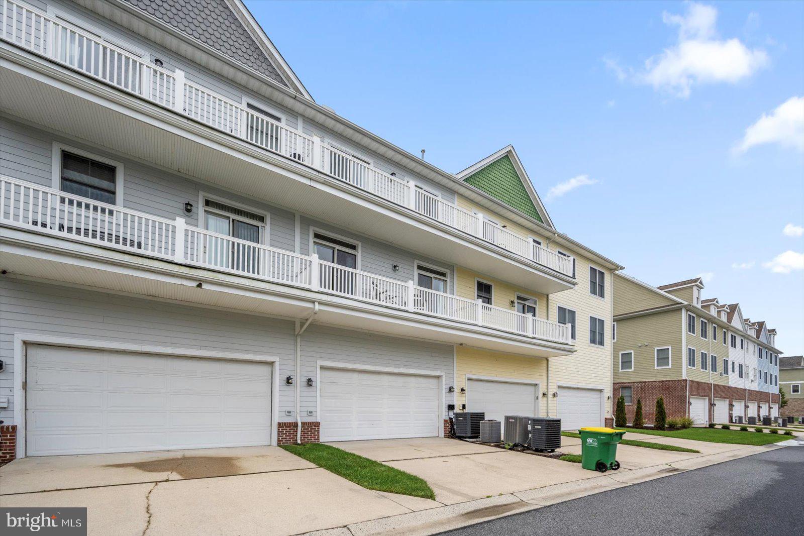 BAYSIDE - Residential