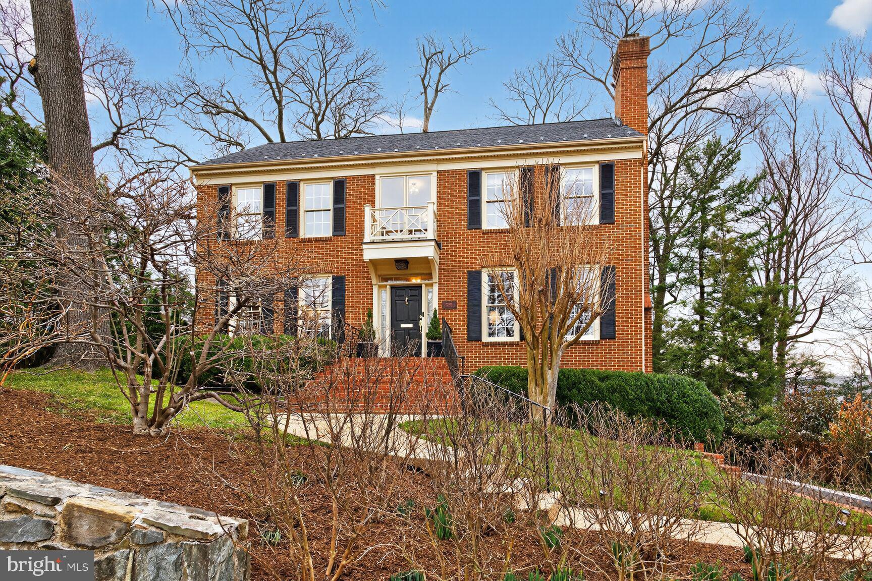 SHIRLEY WOODS - Residential