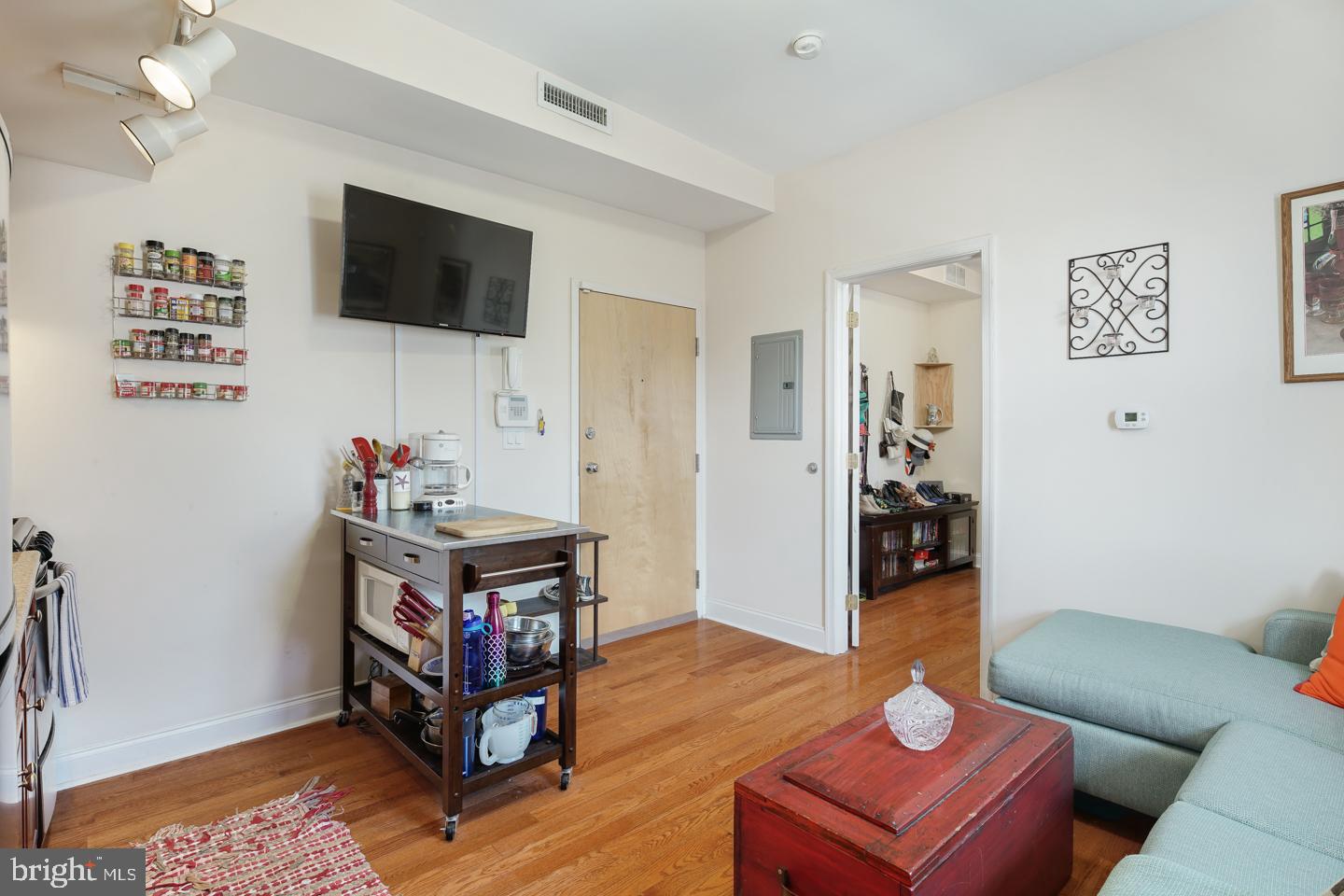 POINT BREEZE - Residential Lease