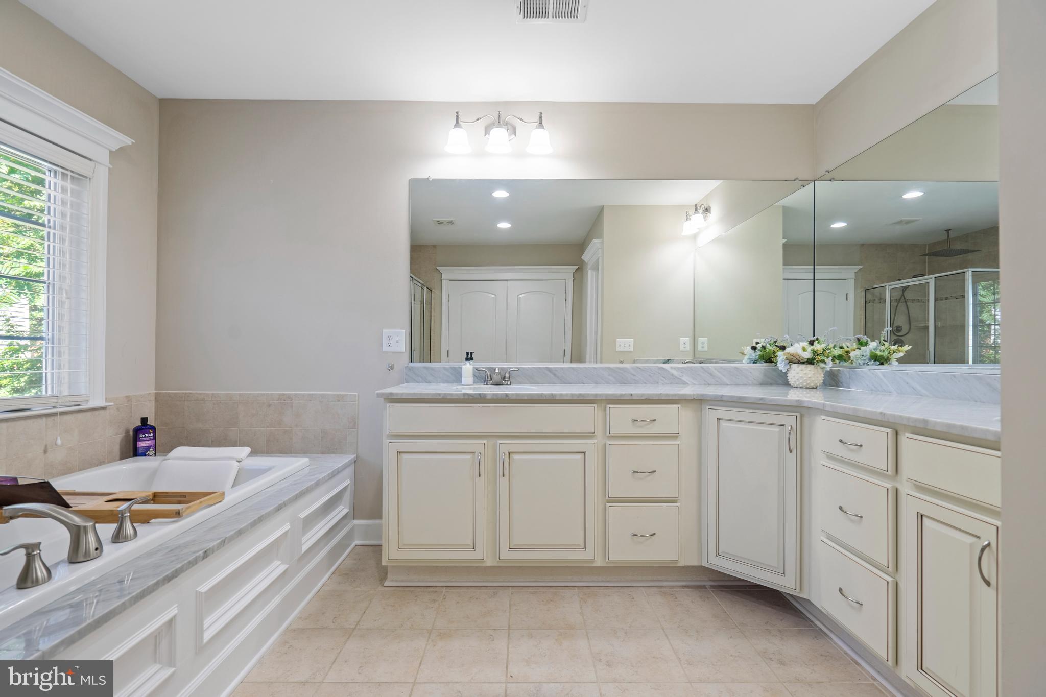 VALLEY VIEW - Residential