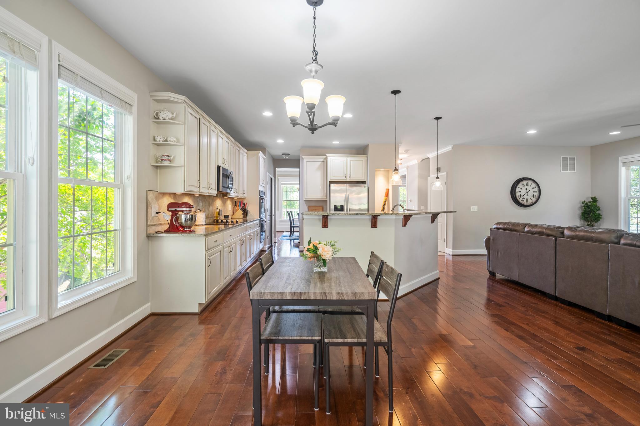 VALLEY VIEW - Residential
