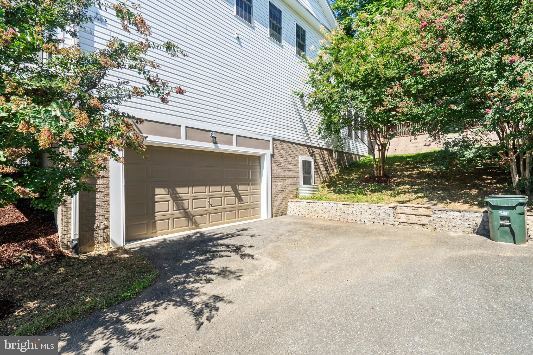 VALLEY VIEW - Residential