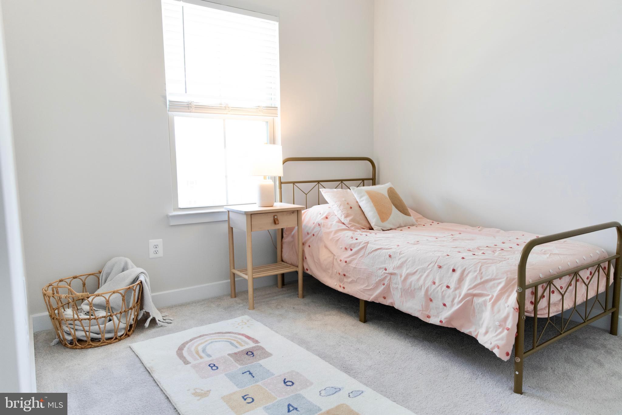 LAKE LINGANORE OAKDALE - Residential Lease