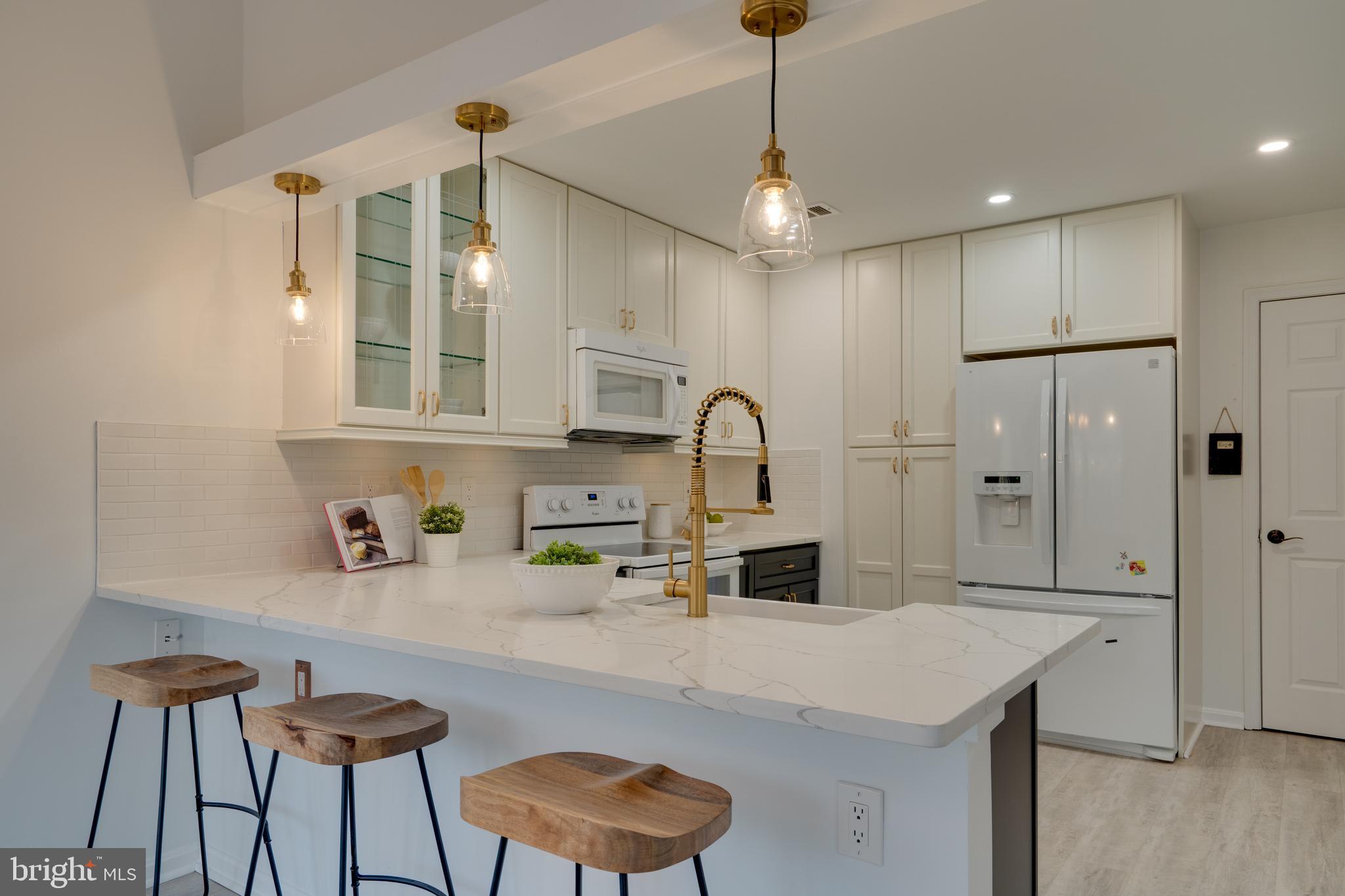 LANDSDOWNE - Residential
