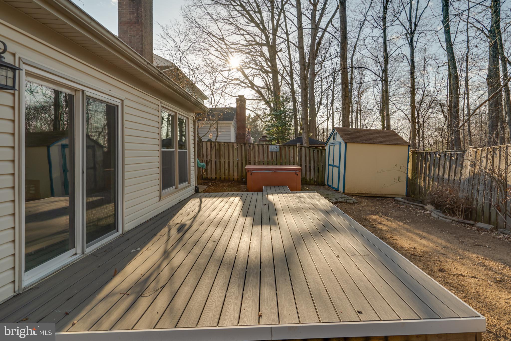 LANDSDOWNE - Residential