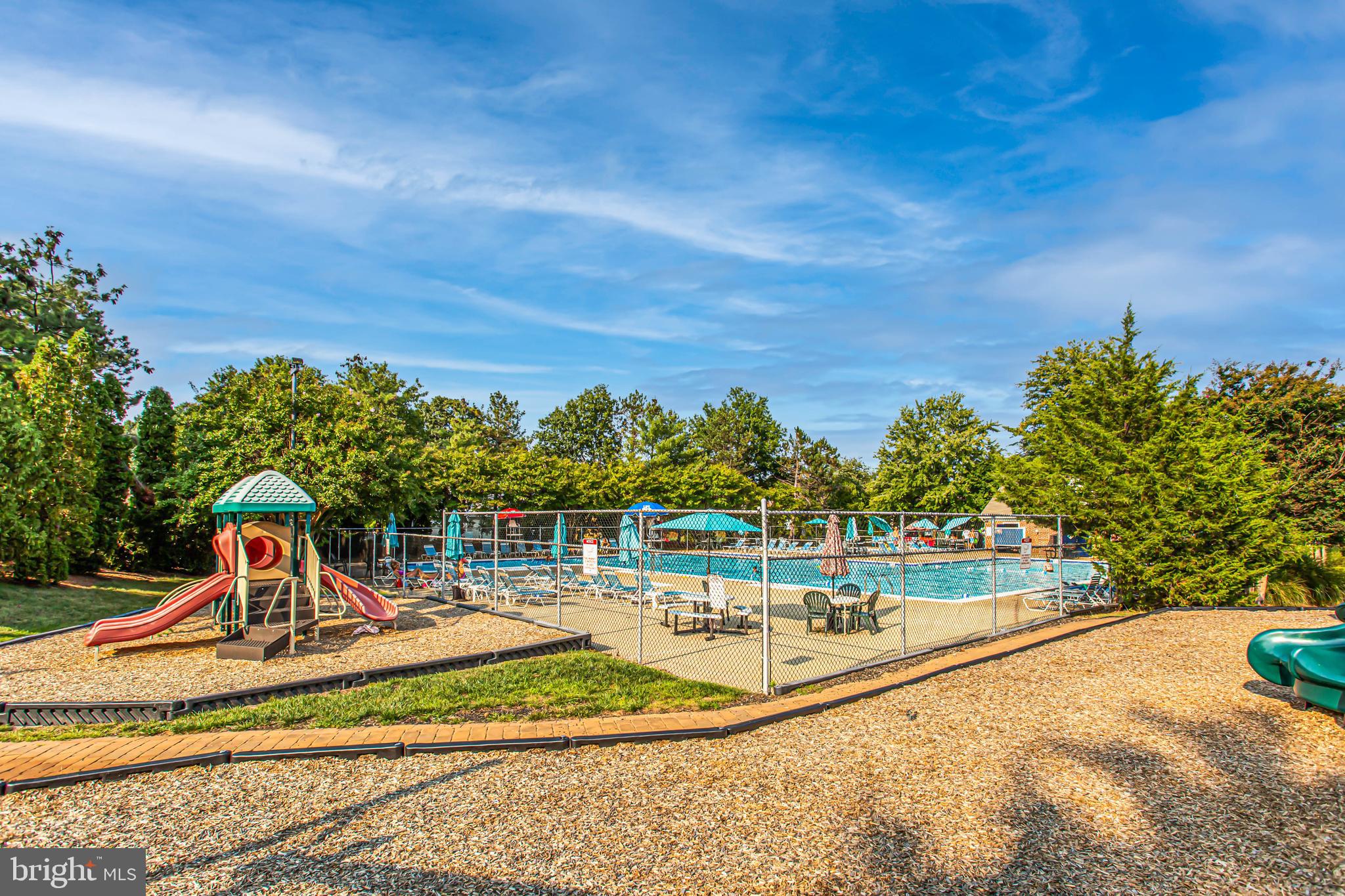 LANDSDOWNE - Residential