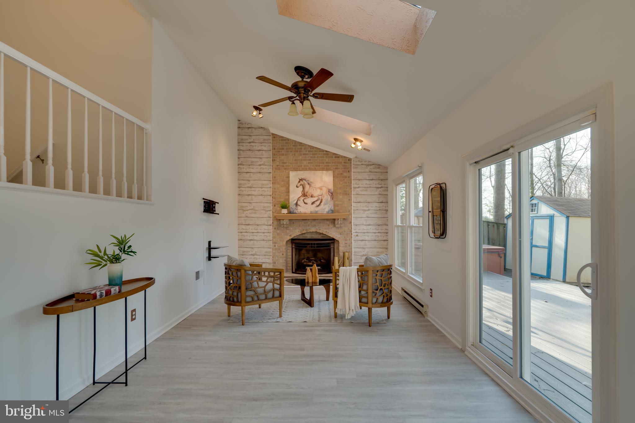 LANDSDOWNE - Residential