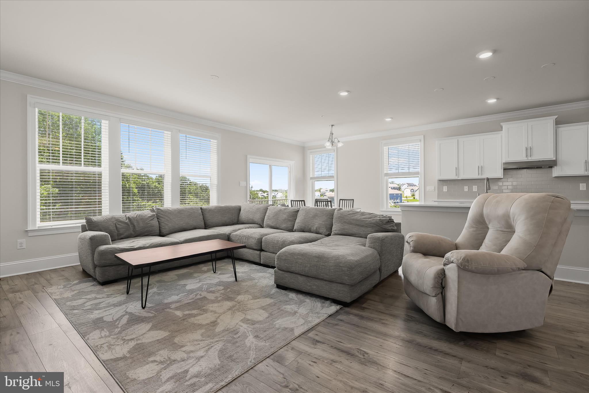 STONEGATE - Residential
