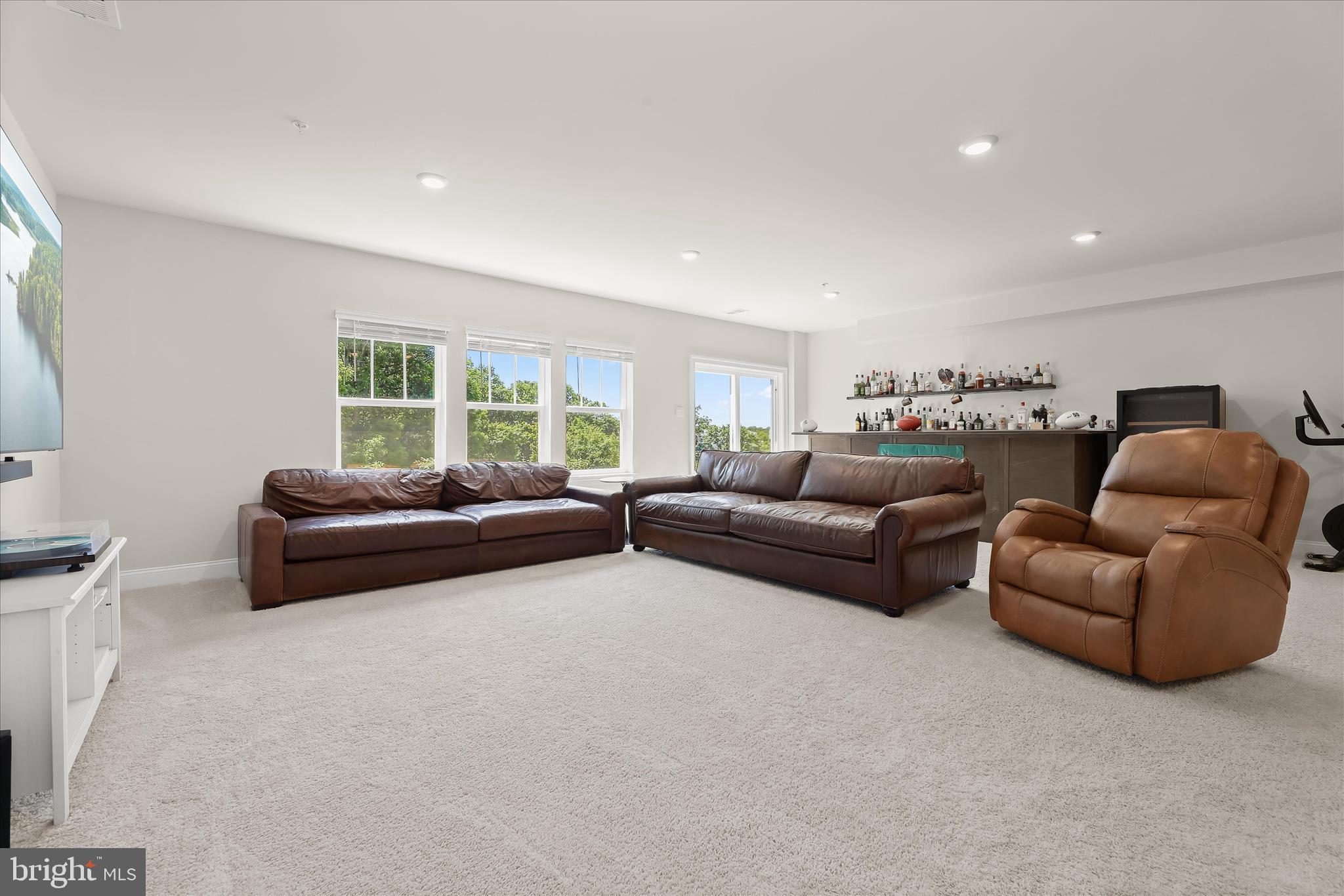 STONEGATE - Residential