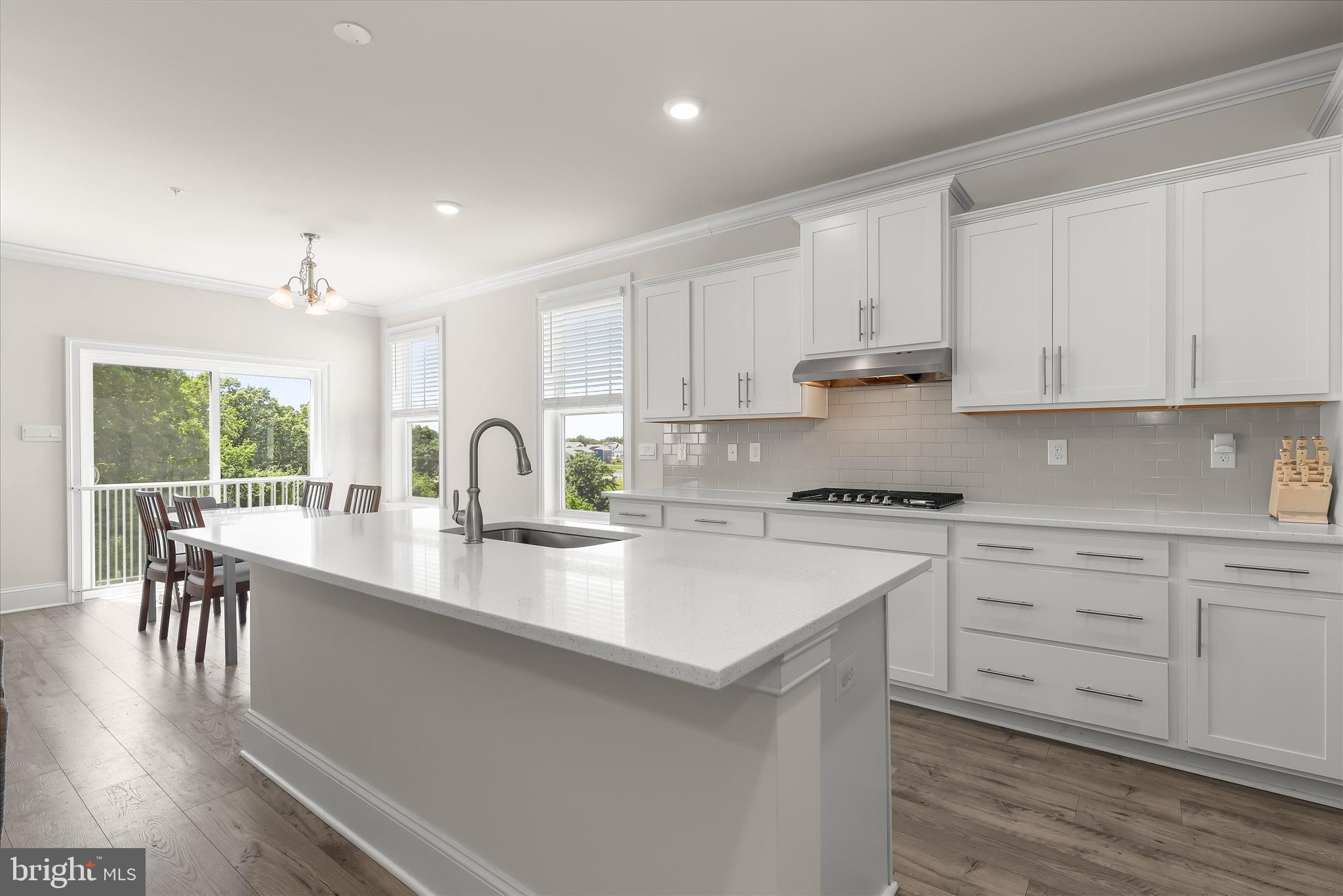 STONEGATE - Residential