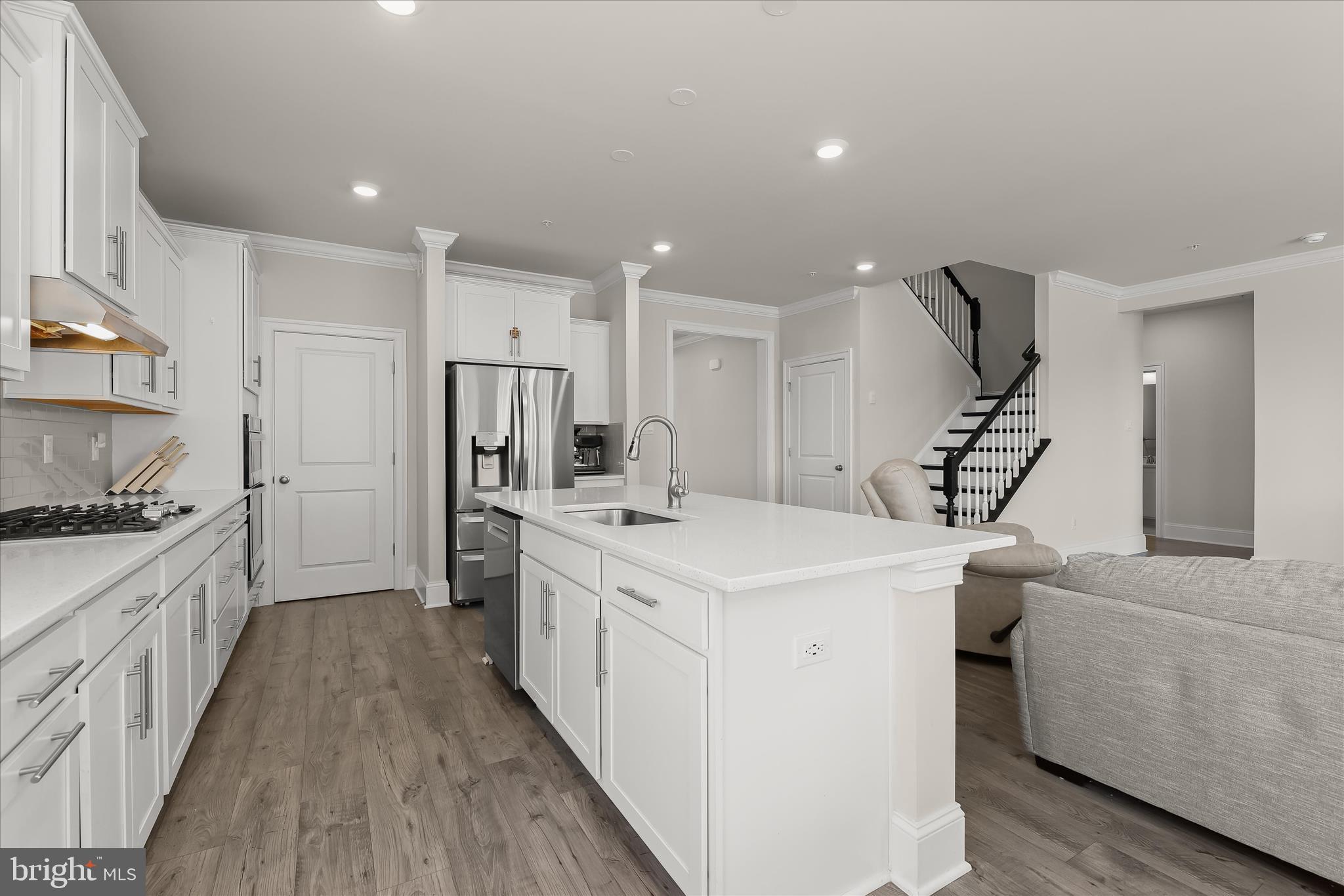 STONEGATE - Residential