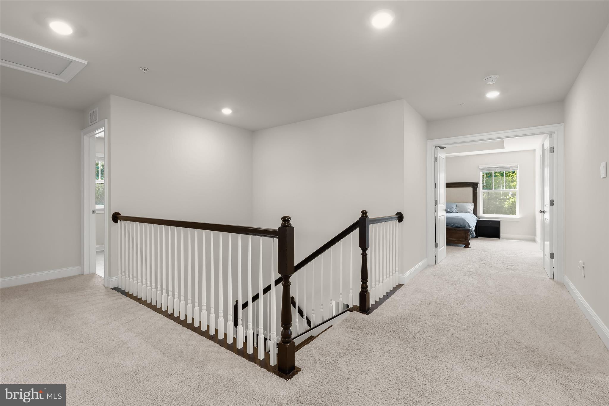 STONEGATE - Residential