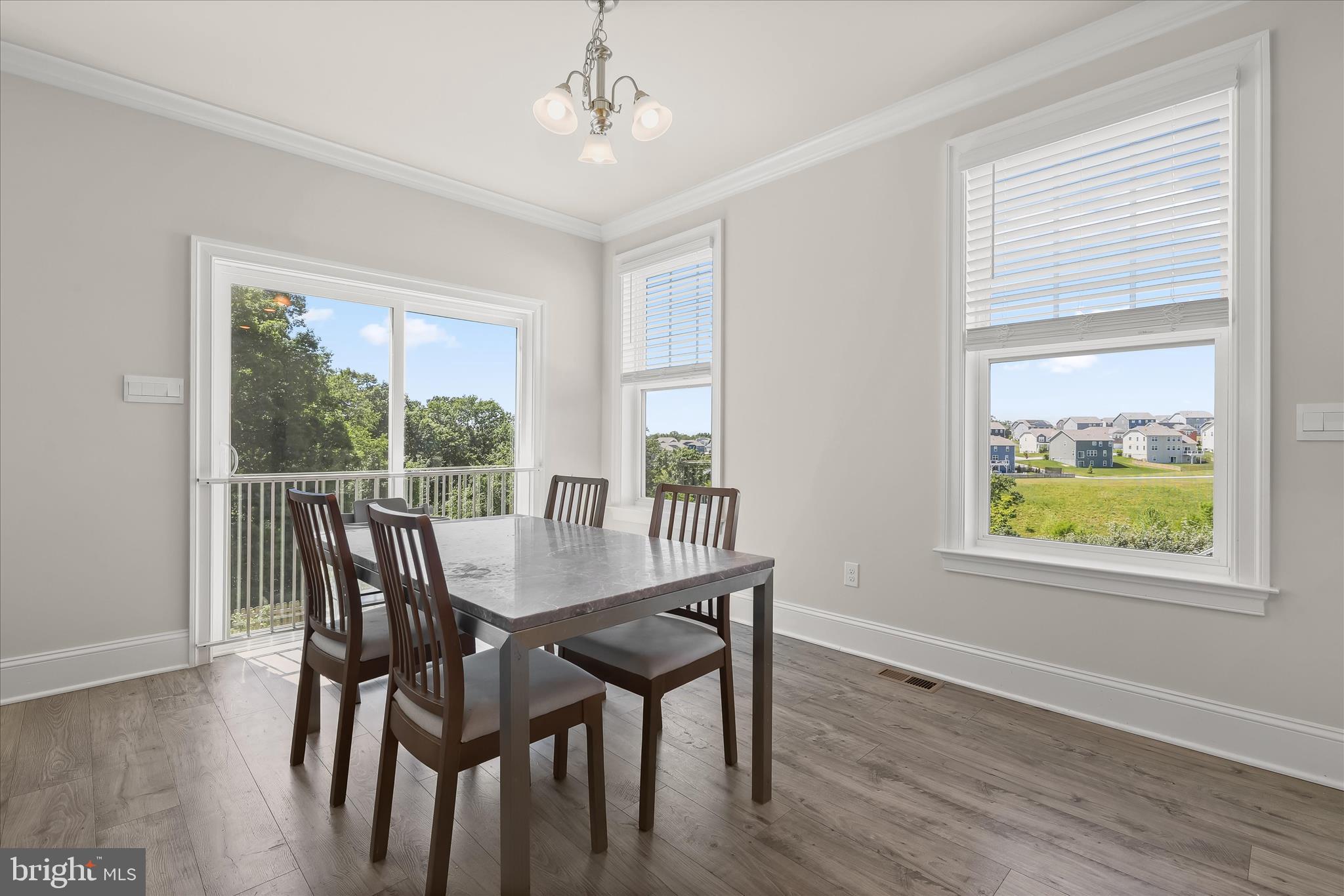 STONEGATE - Residential