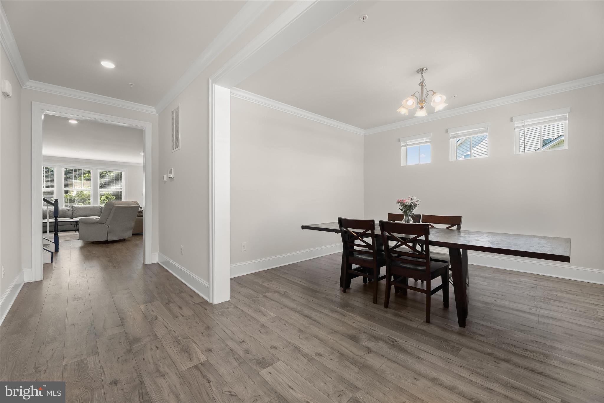 STONEGATE - Residential