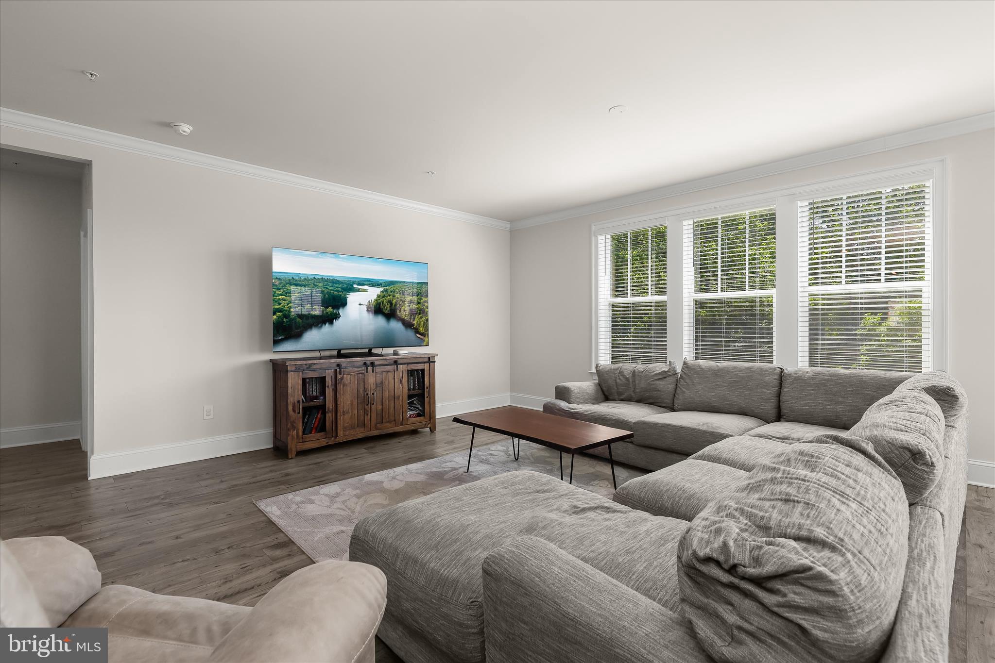 STONEGATE - Residential